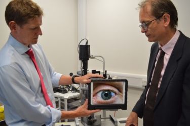 Pioneering device can take 3D images to detect eye diseases